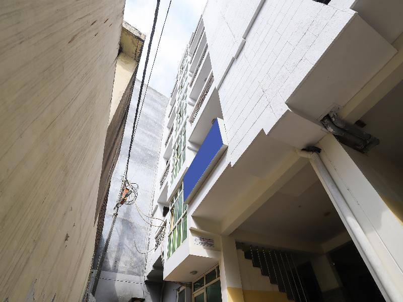 ניו דלהי Oyo 28126 Charanpahari Hotel מראה חיצוני תמונה