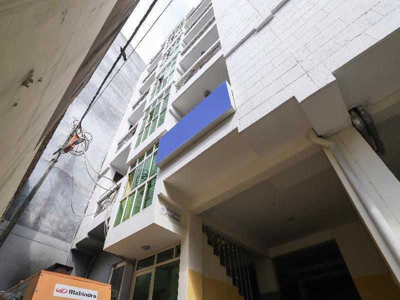 ניו דלהי Oyo 28126 Charanpahari Hotel מראה חיצוני תמונה